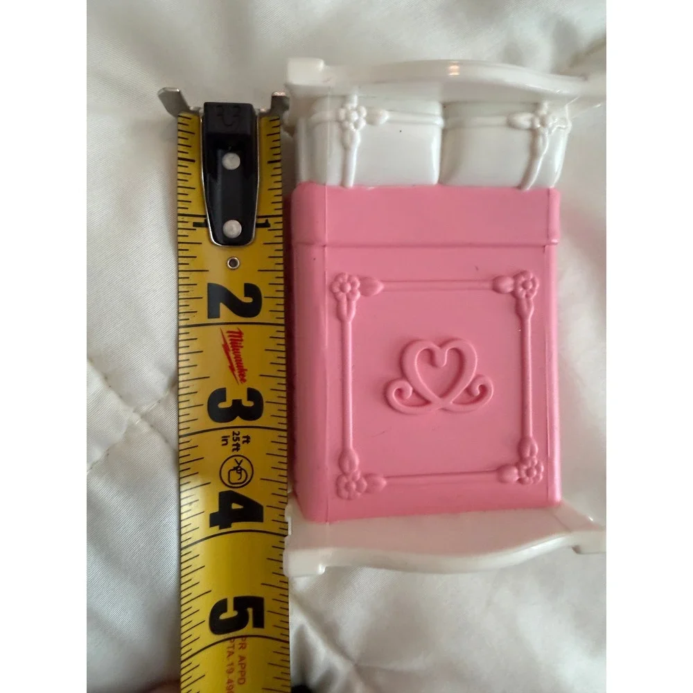 Mattel Mini Doll Wardrobe Closet Pink White Heart Vintage Toy Furniture